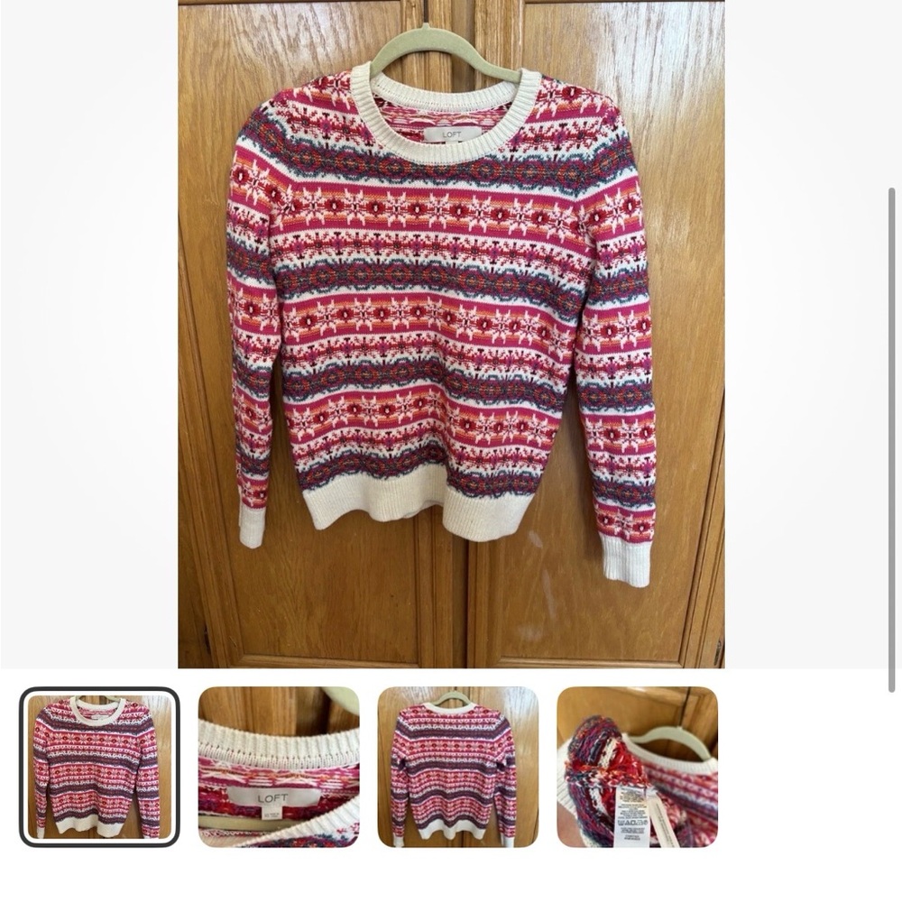 LOFT Women's Festive Red and Cream Sweater